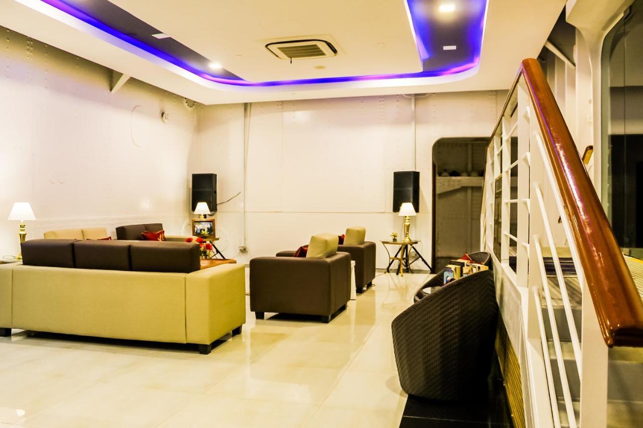 Doulos Phos The Ship Hotel Лагой Екстериор снимка